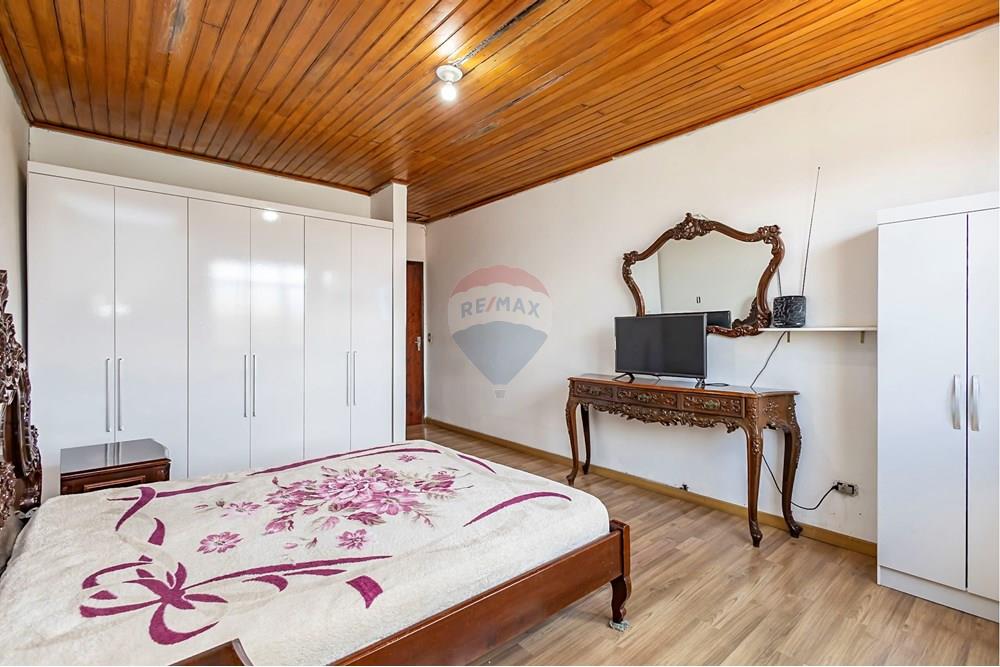 Sobrado - Venda - Curitiba , Paraná - IMG_2920_1.jpg - 560351106-42