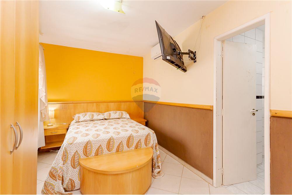 Sobrado - Venda - Curitiba , Paraná - 42 - 560251029-34