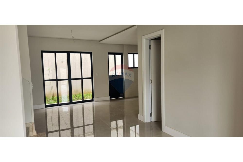 Sobrado - Venda - Curitiba , Paraná - Imagem do WhatsApp de 2025-10-17 à(s) 19.16.42_0da633fa.jpg - 560461025-9