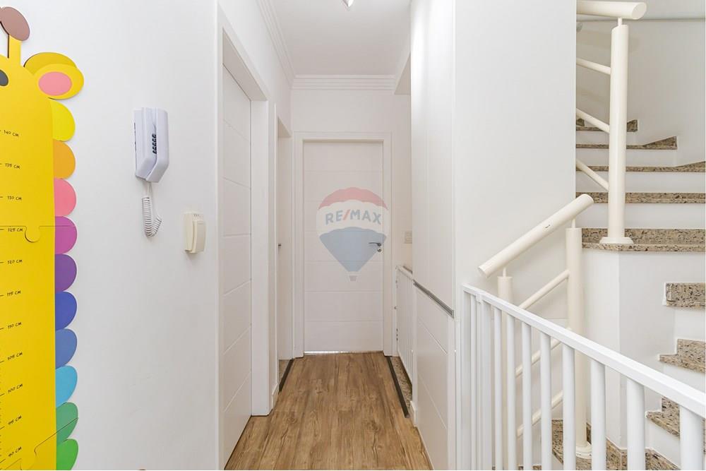 Casa de Condomínio - Venda - Curitiba , Paraná - 21_CorredorSuite01.jpg - 560371064-1