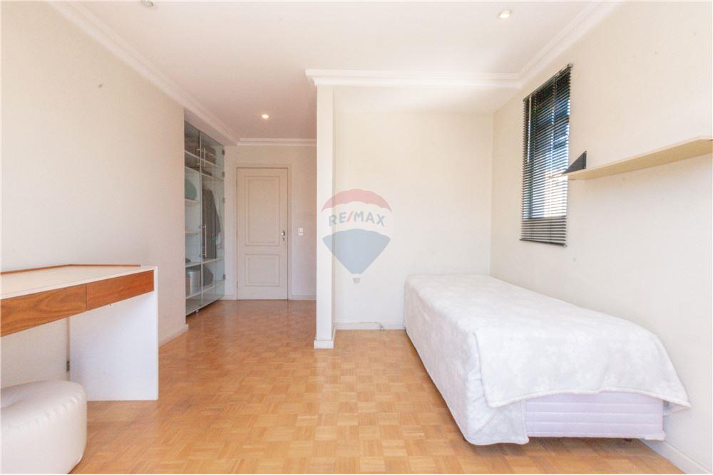 Sobrado - Venda - Curitiba , Paraná - 23 - 560371009-87