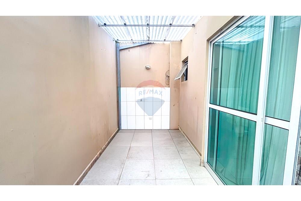 Sobrado - Venda - Curitiba , Paraná - IMG_0037.jpg - 560341219-1