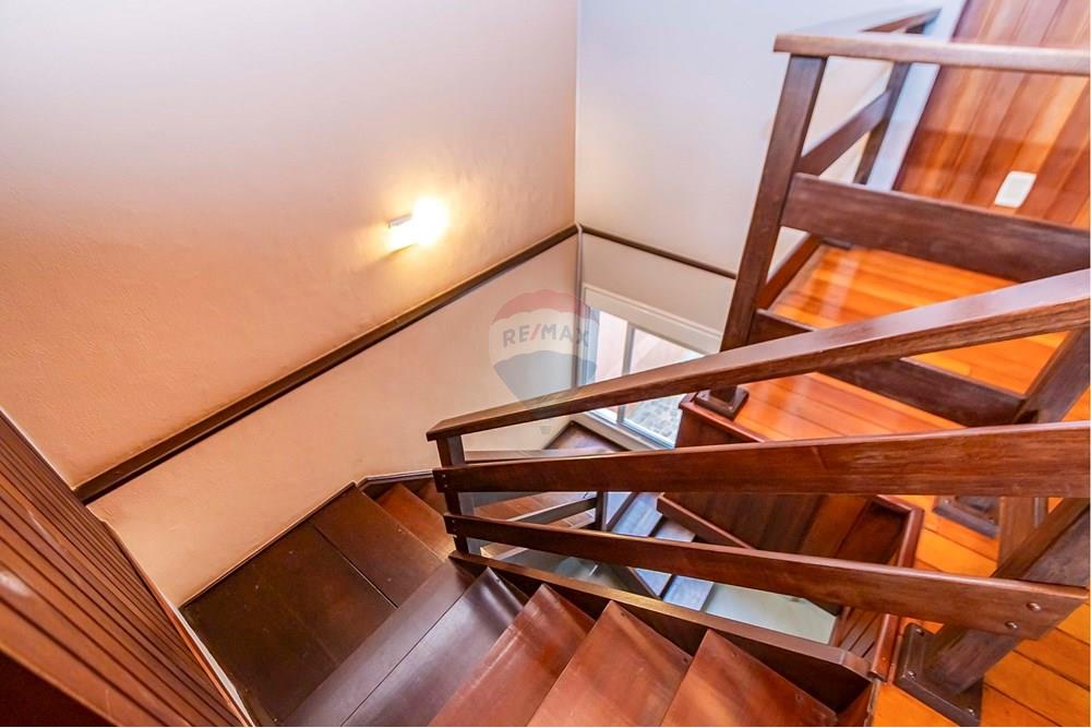 Casa - Venda - Curitiba , Paraná - 57 Escada.jpg - 560341137-5