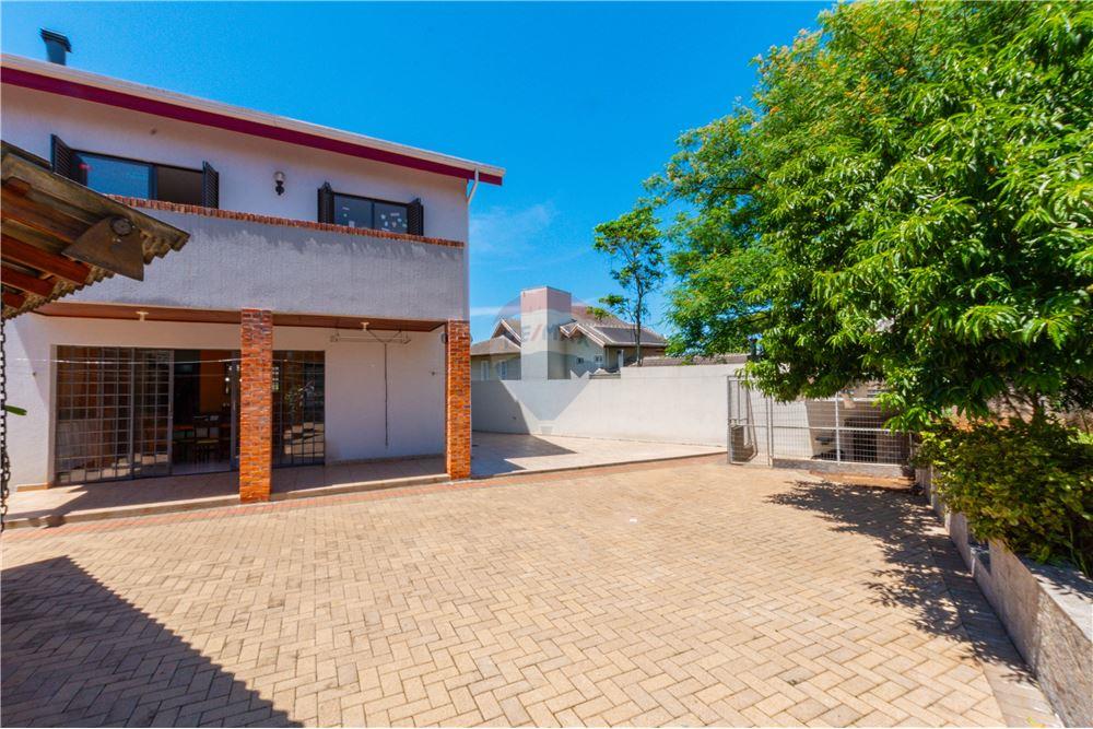 Sobrado - Venda - Curitiba , Paraná - 32 - 560371009-87