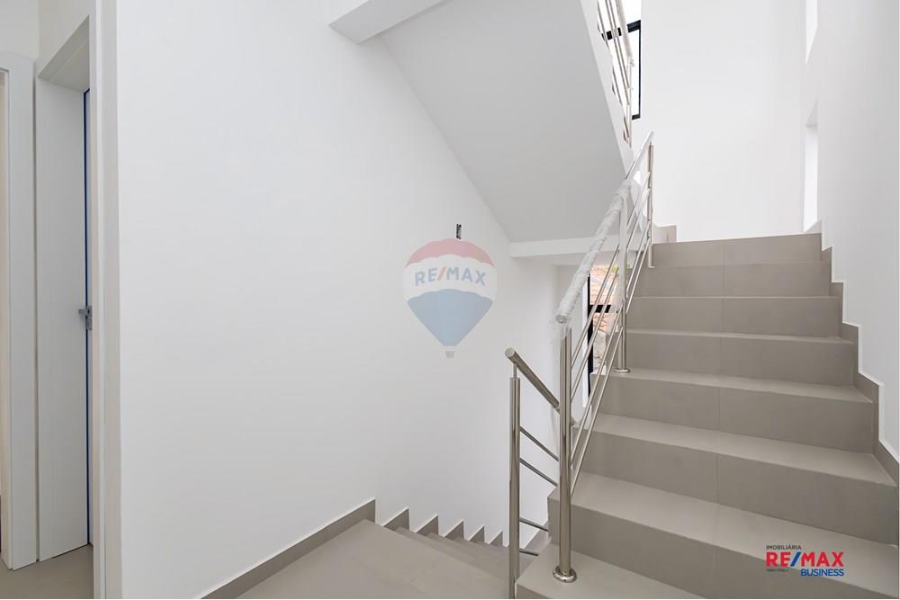 Sobrado - Venda - Curitiba , Paraná - 25 escadas distribuiçao.jpg - 560341034-52