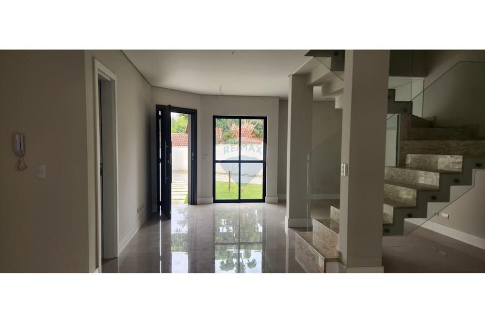 Sobrado - Venda - Curitiba , Paraná - Imagem do WhatsApp de 2025-10-17 à(s) 19.16.41_8685da1a.jpg - 560461025-9