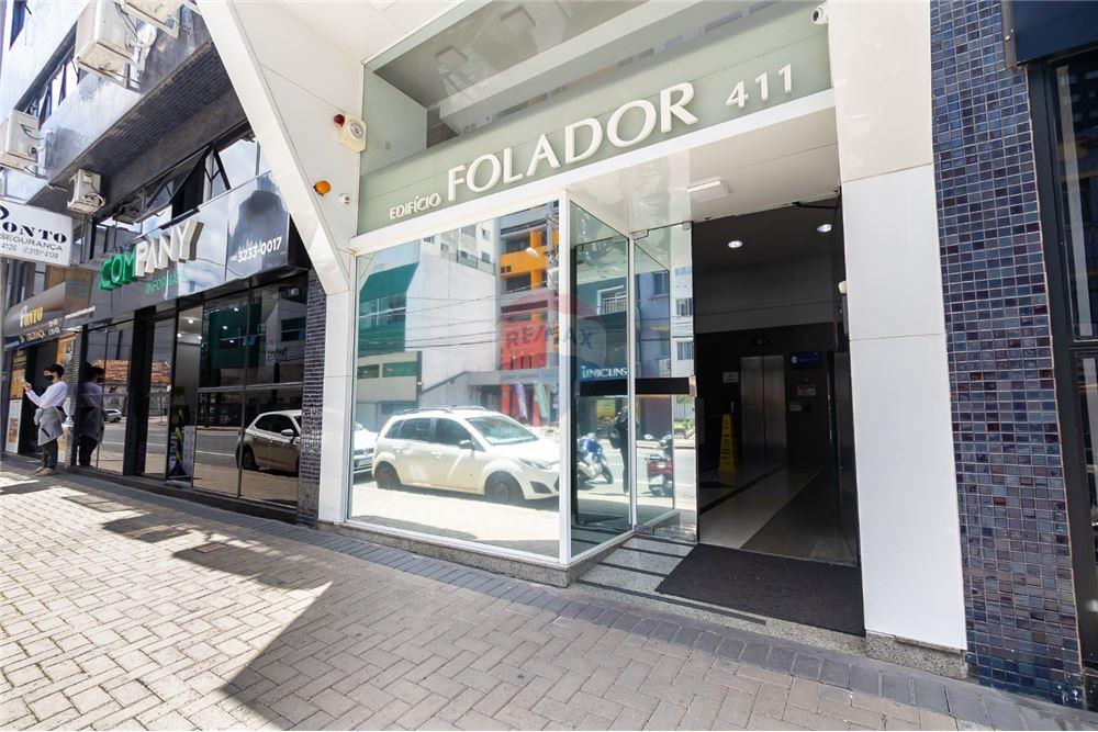 Apartamento - Alugar - Curitiba , Paraná - 33 - 560411052-98