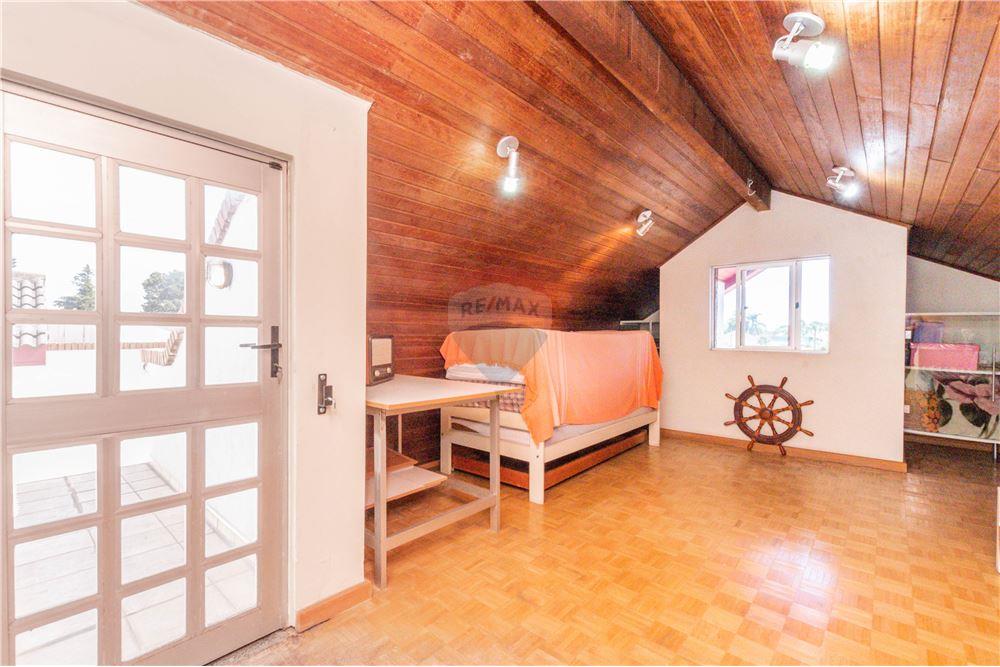 Sobrado - Venda - Curitiba , Paraná - 25 - 560371009-87