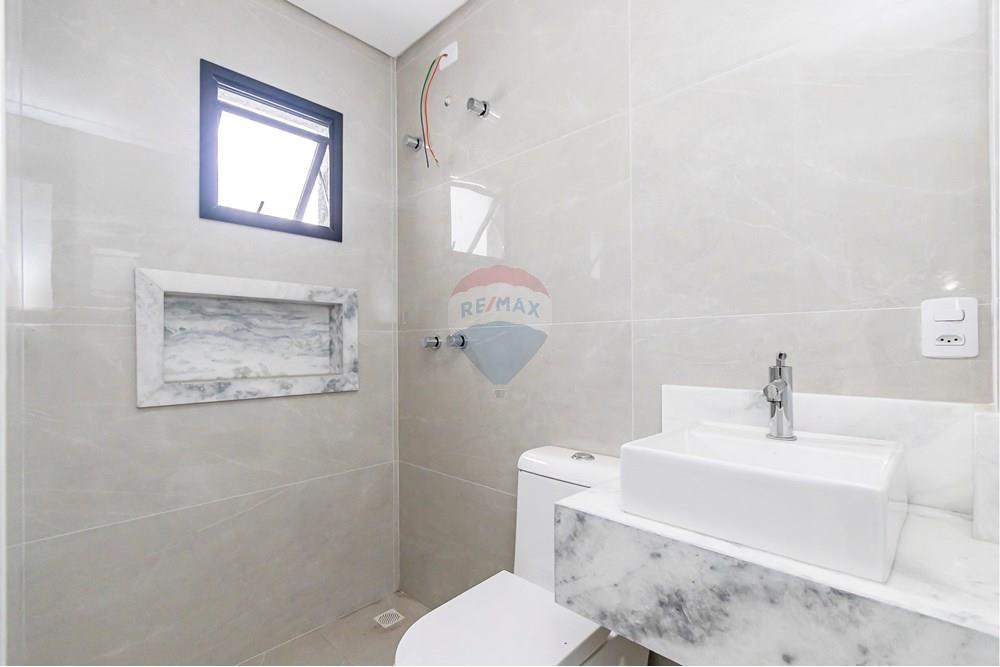 Sobrado - Venda - Curitiba , Paraná - IMG_5139_1.jpg - Banheiro - 560441032-1