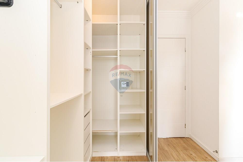 Casa de Condomínio - Venda - Curitiba , Paraná - 28_SuiteCloset_02.jpg - 560371064-1