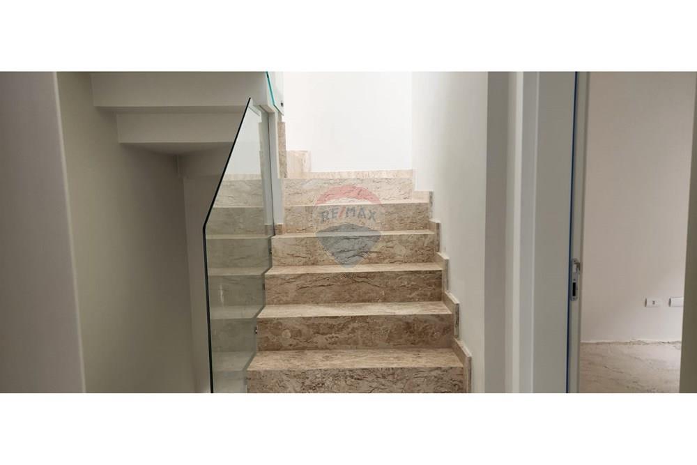 Sobrado - Venda - Curitiba , Paraná - Imagem do WhatsApp de 2025-10-17 à(s) 19.16.38_b0937d23.jpg - 560461025-9