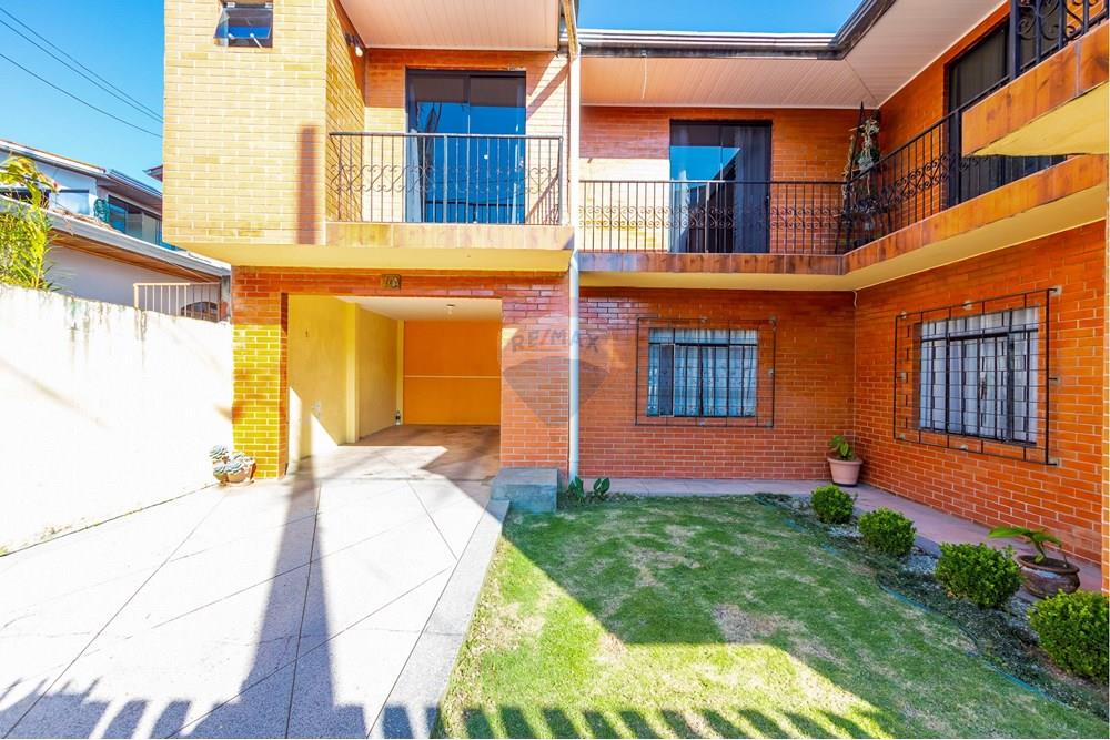 Casa, 4 quartos, 222 m² - Foto 1