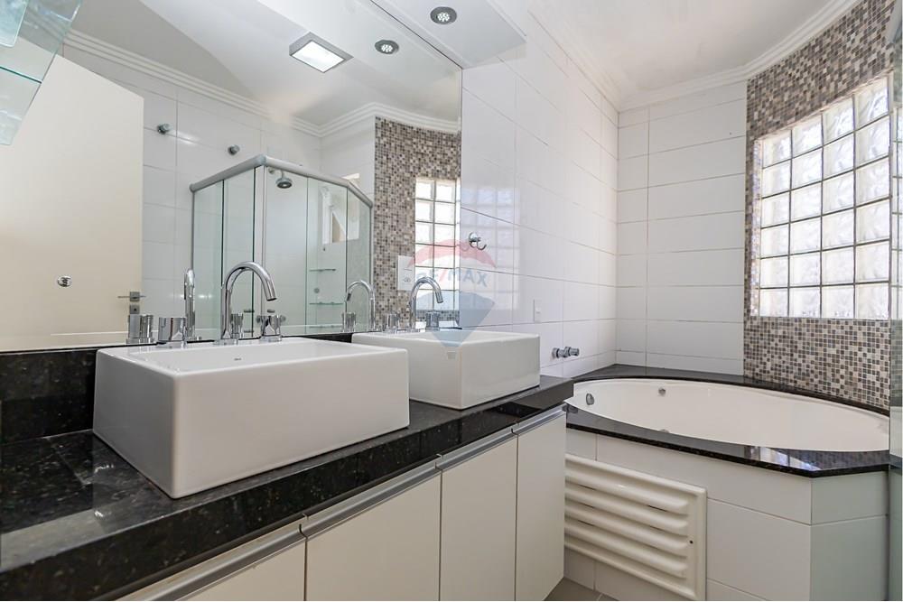 Sobrado - Venda - Curitiba , Paraná - 18 banheiro.jpg - 560341101-16