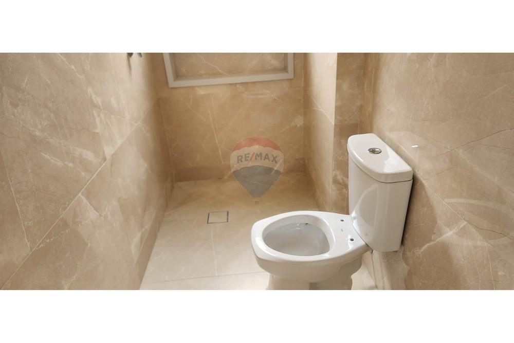 Sobrado - Venda - Curitiba , Paraná - Imagem do WhatsApp de 2025-10-17 à(s) 19.16.39_56e36af5.jpg - 560461025-9