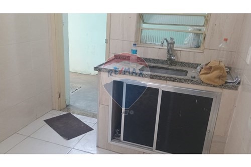 Venda-Casa de Vila-Avenida Getúlio de Moura , 1783  - Estação de Trem Nilópolis  - Centro , Nilópolis , Rio de Janeiro , 26.510-000-570491008-46