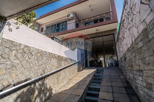 Venda-Casa-Rua Comendador Bastos , 129  - Freguesia (Ilha do Governador) , Rio de Janeiro , Rio de Janeiro , 21911020-570381120-4