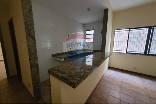 Venda-Casa de Vila-Rua João Torquarto , 211  - R. Teixeira de Castro  - Bonsucesso , Rio de Janeiro , Rio de Janeiro , 21032-150-570471019-104