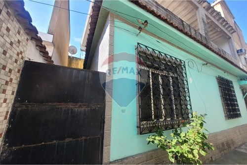 Venda-Casa-Estrada Henrique de Melo , 1104  - perto Est. da Fontinha  - Bento Ribeiro , Rio de Janeiro , Rio de Janeiro , 21340190-570371005-82