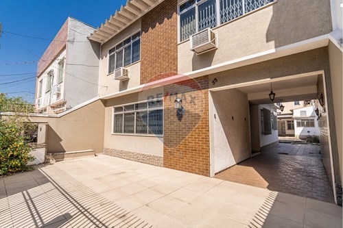 Venda-Casa-Rua Milton , 35  - PROXIMO AO BAR DA PORTUGUES  - Ramos , Rio de Janeiro , Rio de Janeiro , 21031280-570471015-134