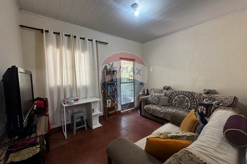 Venda-Casa-Rua Lúcio de Araújo , 122  - proximo ao CRAS e METRÔ  - Irajá , Rio de Janeiro , Rio de Janeiro , 21235535-570481012-75