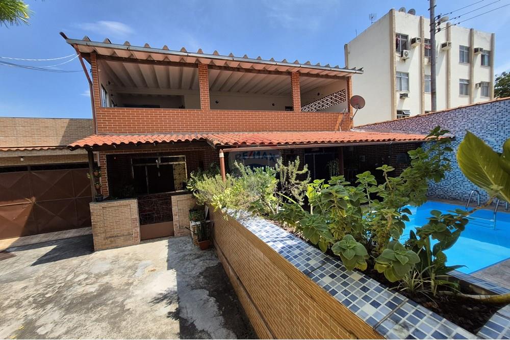 Casa - Venda - Rio de Janeiro , Rio de Janeiro - frente com piscina.jpg - 570411024-3