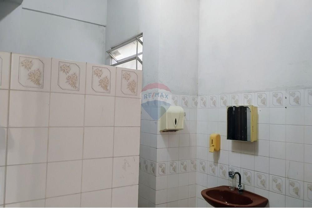 Ponto Comercial/ Loja - Venda - Rio de Janeiro , Rio de Janeiro - Salão 2º Piso - Banheiro Fem 1.jpg - Banheiro - 570471029-29