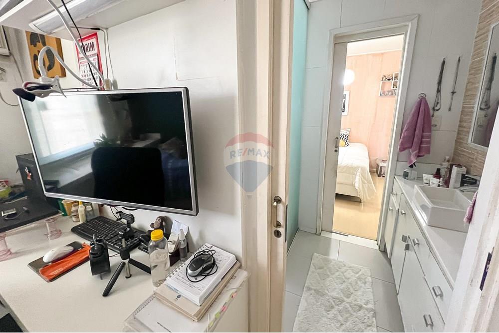 Casa - Venda - Rio de Janeiro , Rio de Janeiro - WhatsApp Image 2025-08-20 at 14.07.42 (1).jpeg - Quarto - 570391005-77