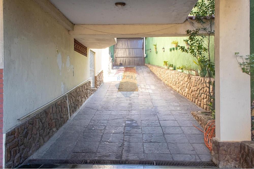 Casa - Venda - Rio de Janeiro , Rio de Janeiro - WhatsApp Image 2025-08-20 at 14.08.50 (3).jpeg - Garagem - 570391005-77