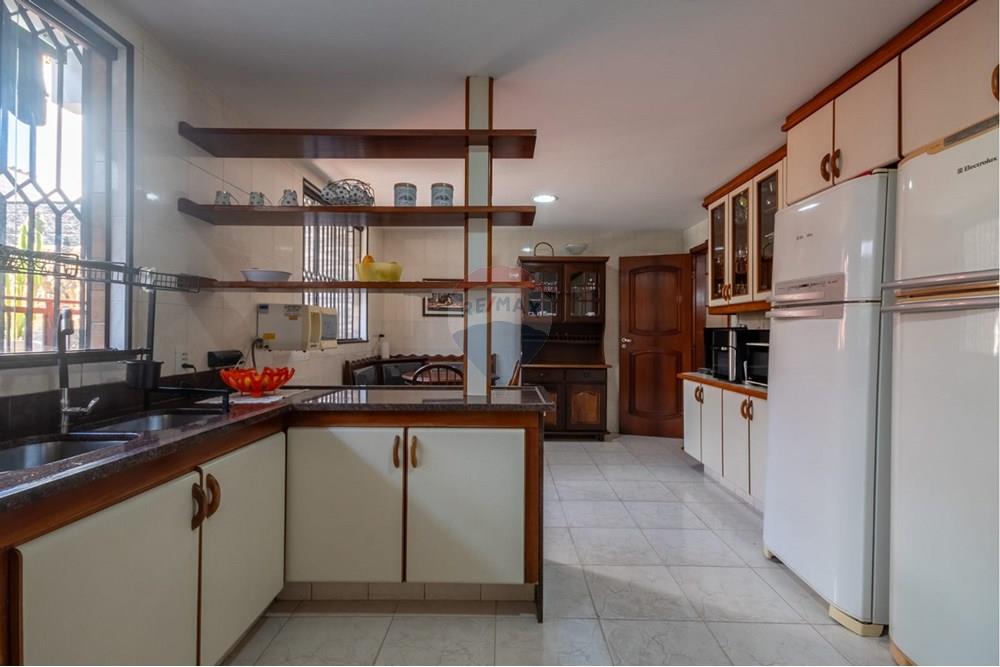 Casa - Venda - Rio de Janeiro , Rio de Janeiro - WhatsApp Image 2025-10-29 at 12.18.43 (1).jpeg - Cozinha - 570501014-78