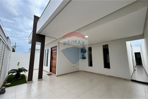 Venda-Casa-Jardim Caraípe , Teixeira de Freitas , Bahia , 45990760-580411009-110