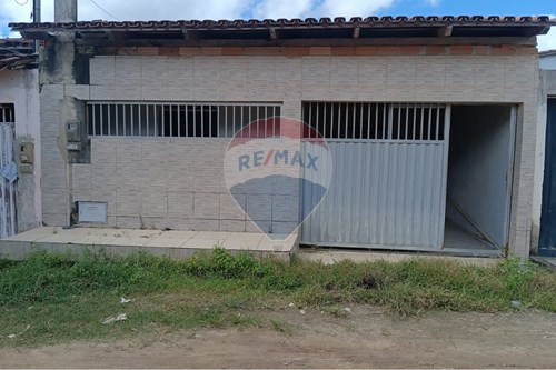 Venda-Casa-Rua da Alquimia , 318  - Hospital Estadual Costa das Baleias  - Vila Caraípe , Teixeira de Freitas , Bahia , 45990510-580411003-5