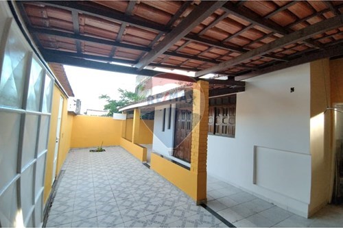 Venda-Casa-Rua 13 , 1  - Escola Professor Raimundo de Almeida Gouveia  - Castelo Branco , Salvador , Bahia , 41320-265-580551064-47