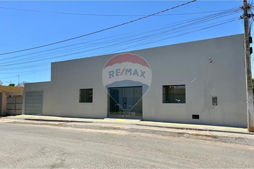 Venda-Cj. Comercial/ Sala-Nova Olinda , 288  - Hospital Central  - Vila Dulce , Barreiras , Bahia , 47800310-580651116-2