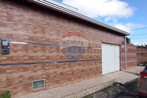 Venda-Casa-Rua Manoel Félix Corrêa , 20  - Castelinho , Teixeira de Freitas , Bahia , 45989106-580631048-9