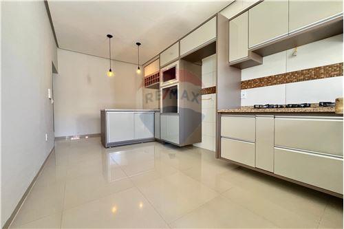 Venda-Casa-Rua Girassol , 73  - Serra do Mimo , Barreiras , Bahia , 47802518-580651047-87