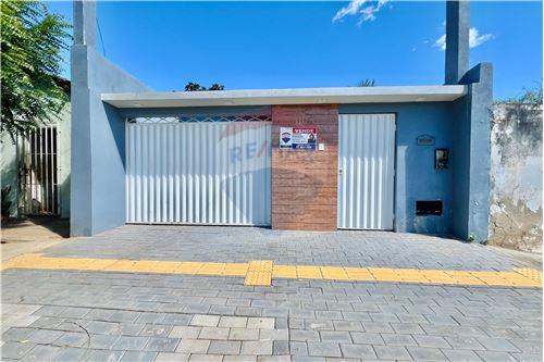 Venda-Casa-Rua Durval Regis 660 , 660  - Morada da Lua , Barreiras , Bahia , 47806224-580651047-90