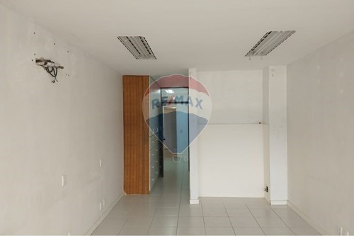 Alugar-Cj. Comercial/ Sala-Avenida Tancredo Neves , 274  - Shopping da Bahia  - Caminho das Árvores , Salvador , Bahia , 41820020-580331014-156