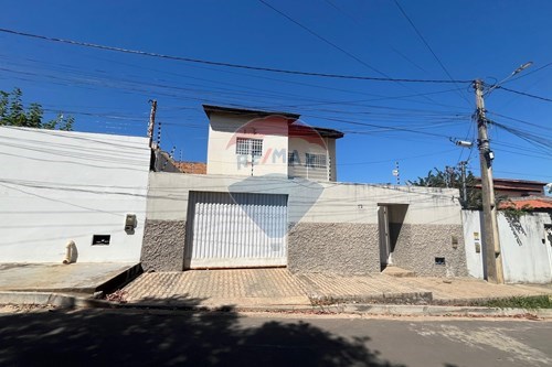 Venda-Sobrado-Sandra Regina , Barreiras , Bahia , 47802091-580651001-129