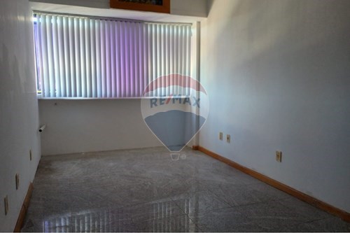 Venda-Cj. Comercial/ Sala-Avenida Anita Garibaldi , 1815  - Garibaldi , Salvador , Bahia , 40210750-580551027-100