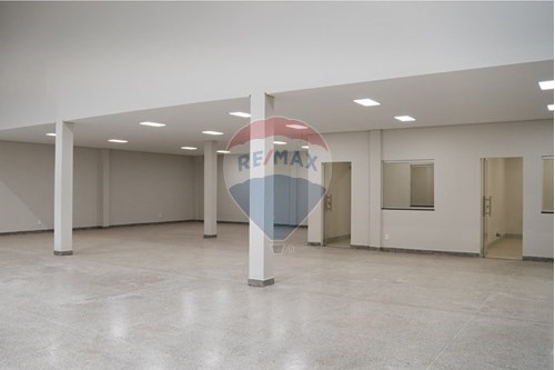 Venda-Galpão-Avenida José Bonifácio , 1948  - Próximo a Madeireira Santa Luzia  - São Miguel , Barreiras , Bahia , 47800410-580651001-7