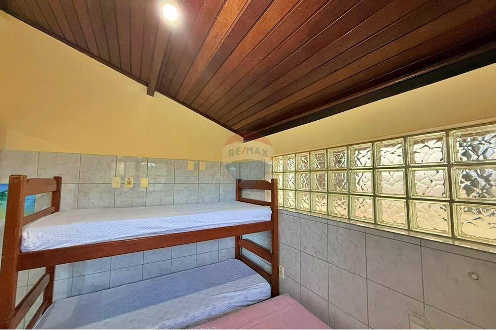 Casa à venda com 11 quartos, 312m² - Foto 31