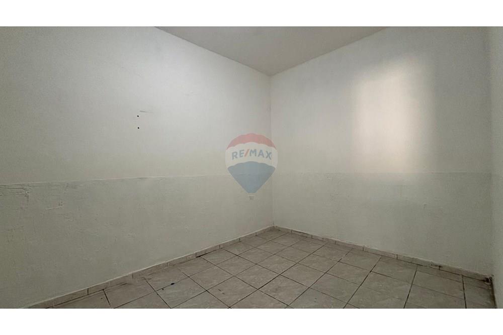 Casa à venda com 4 quartos, 92m² - Foto 11