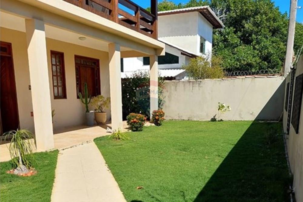 Casa à venda com 5 quartos, 220m² - Foto 4