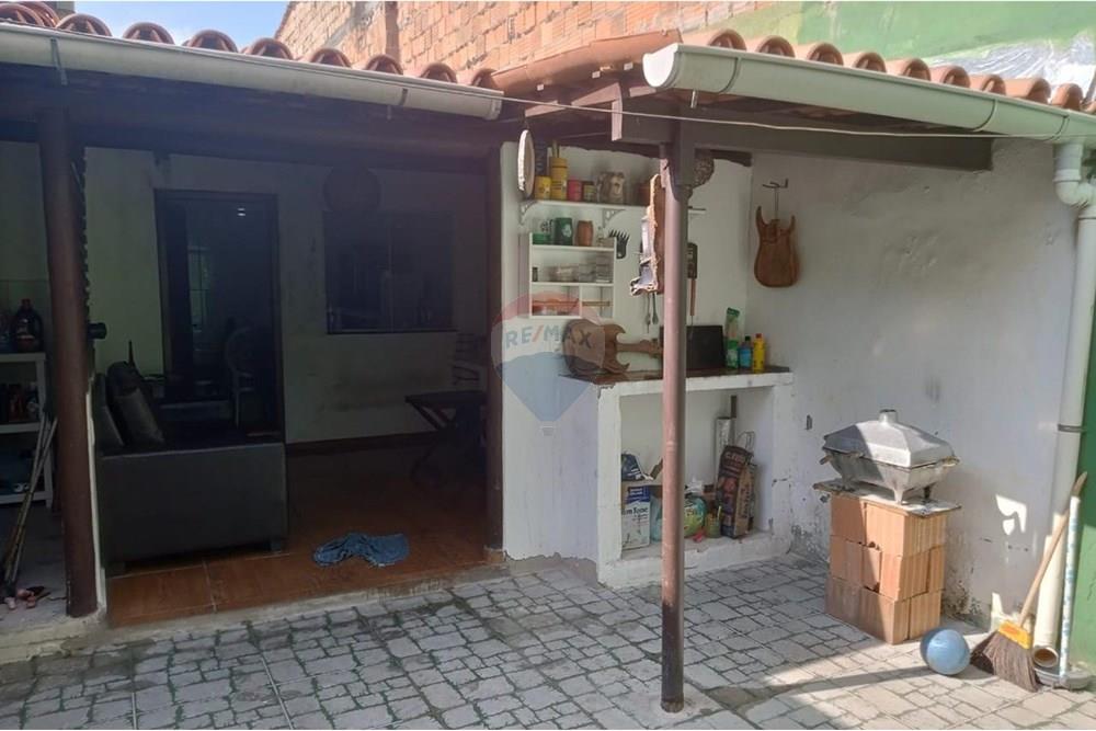 Casa à venda com 3 quartos, 98m² - Foto 9