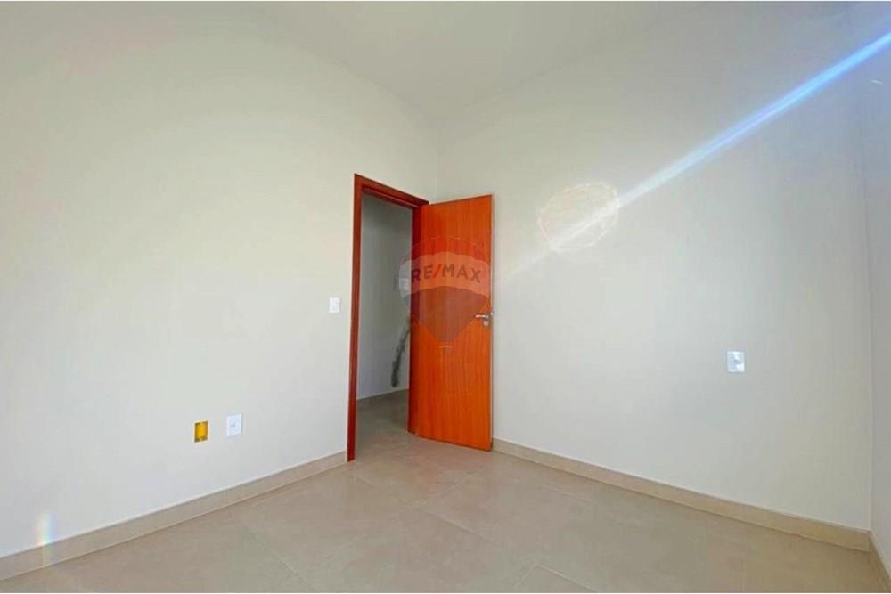 Casa à venda com 3 quartos, 85m² - Foto 11