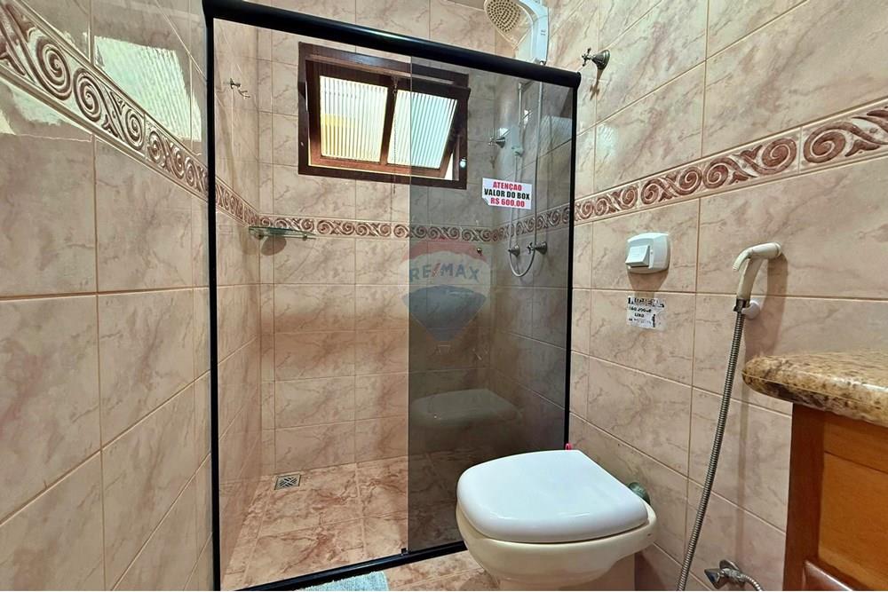 Casa à venda com 11 quartos, 312m² - Foto 18