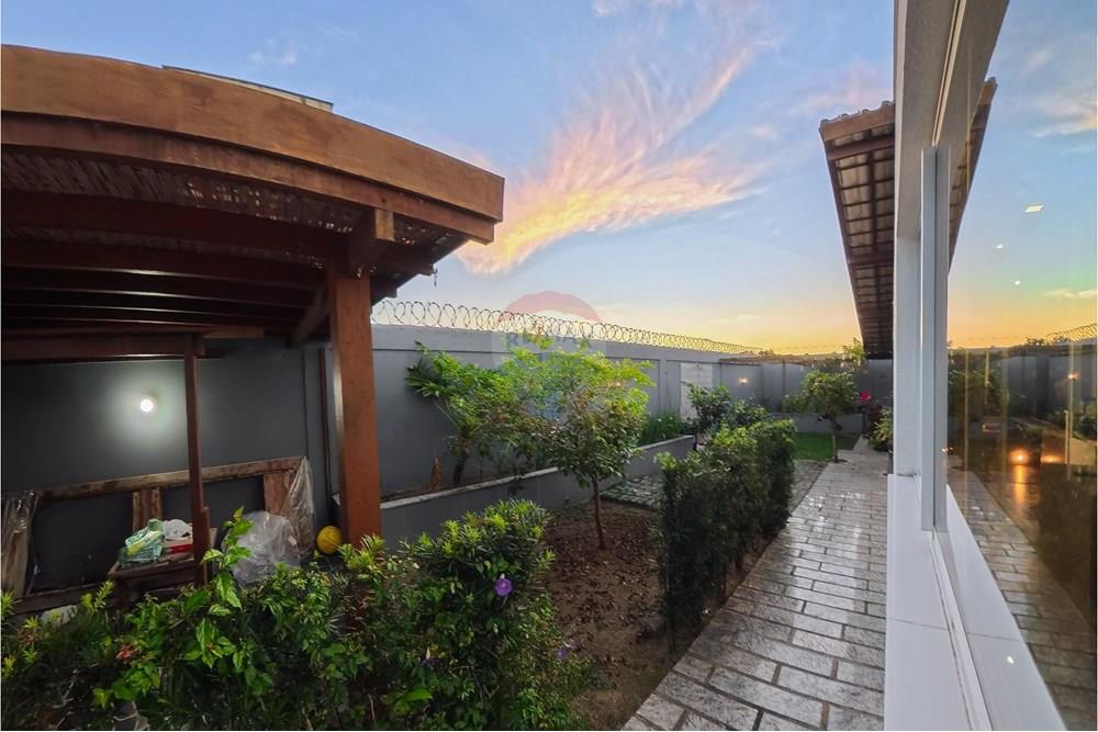 Casa à venda com 4 quartos, 350m² - Foto 51