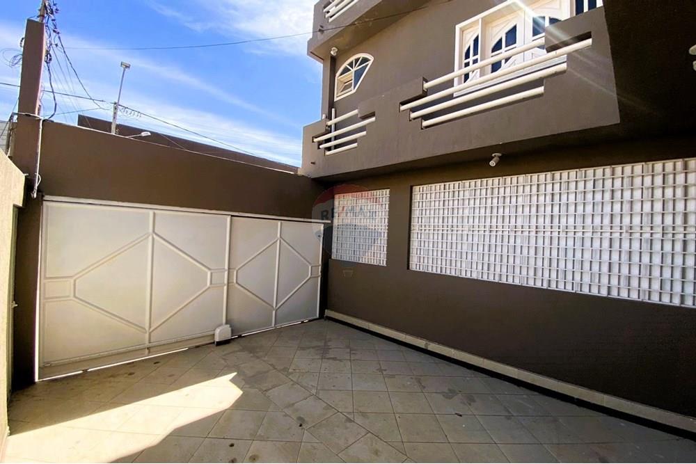 Apartamento - Alugar - Irecê , Bahia - e49f7994-4e48-485d-8302-d7f4133bd9de.jpeg - 580841008-43