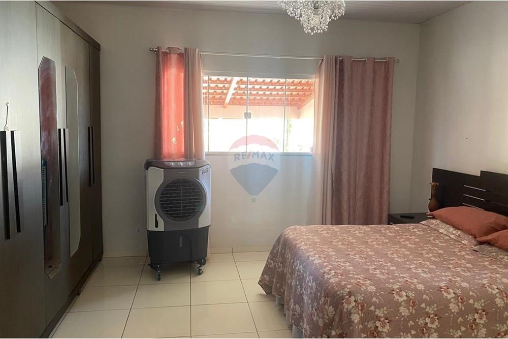 Sobrado - Venda - Barreiras , Bahia - WhatsApp Image 2025-09-09 at 15.15.05 (2).jpeg - 580651079-20