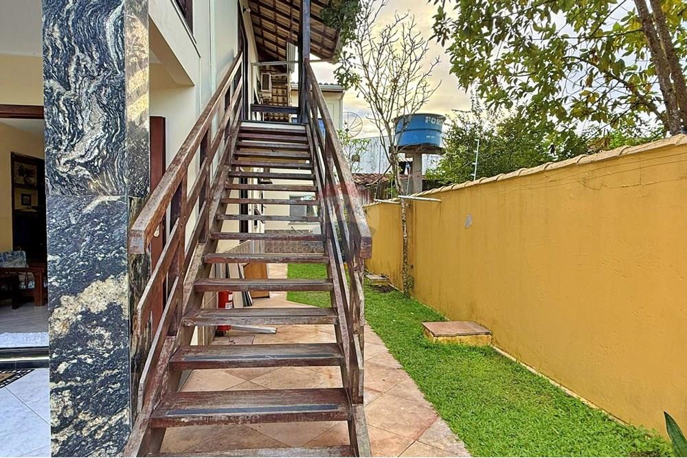 Casa à venda com 11 quartos, 312m² - Foto 23